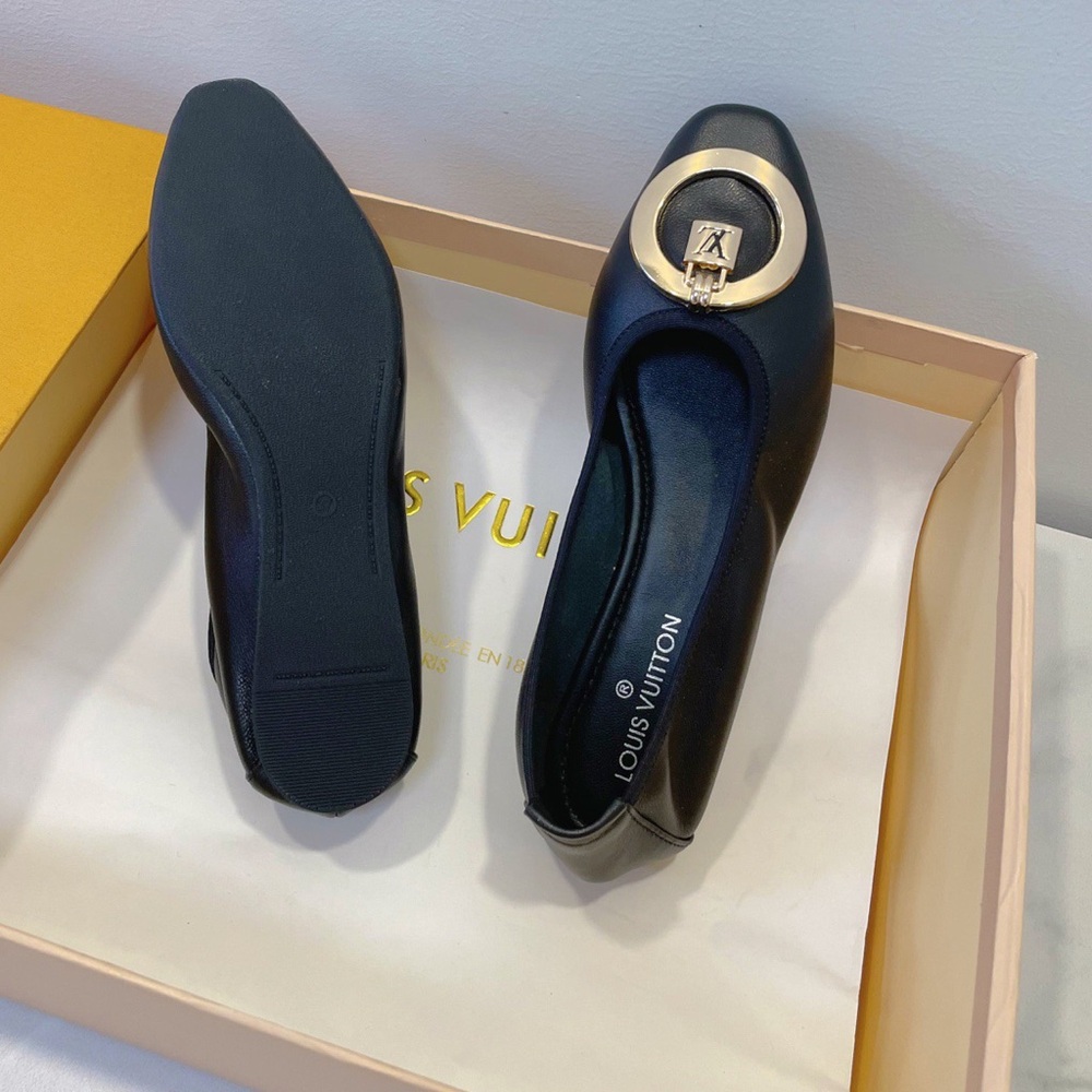 Women’s Louis Vuitton Ballet Flats | Black Leather Gold Lock Hardware - Picture 3 of 6